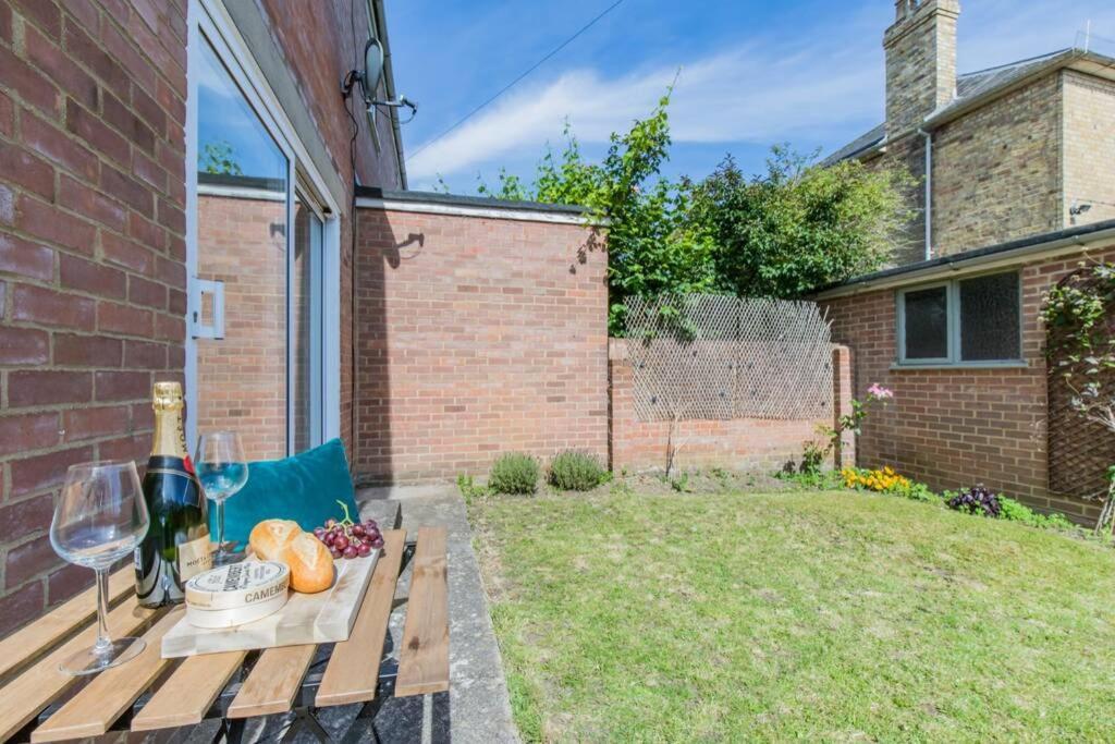 Stylish Townhouse In The Heart Of Summertown อ็อกซ์ฟอร์ด ภายนอก รูปภาพ